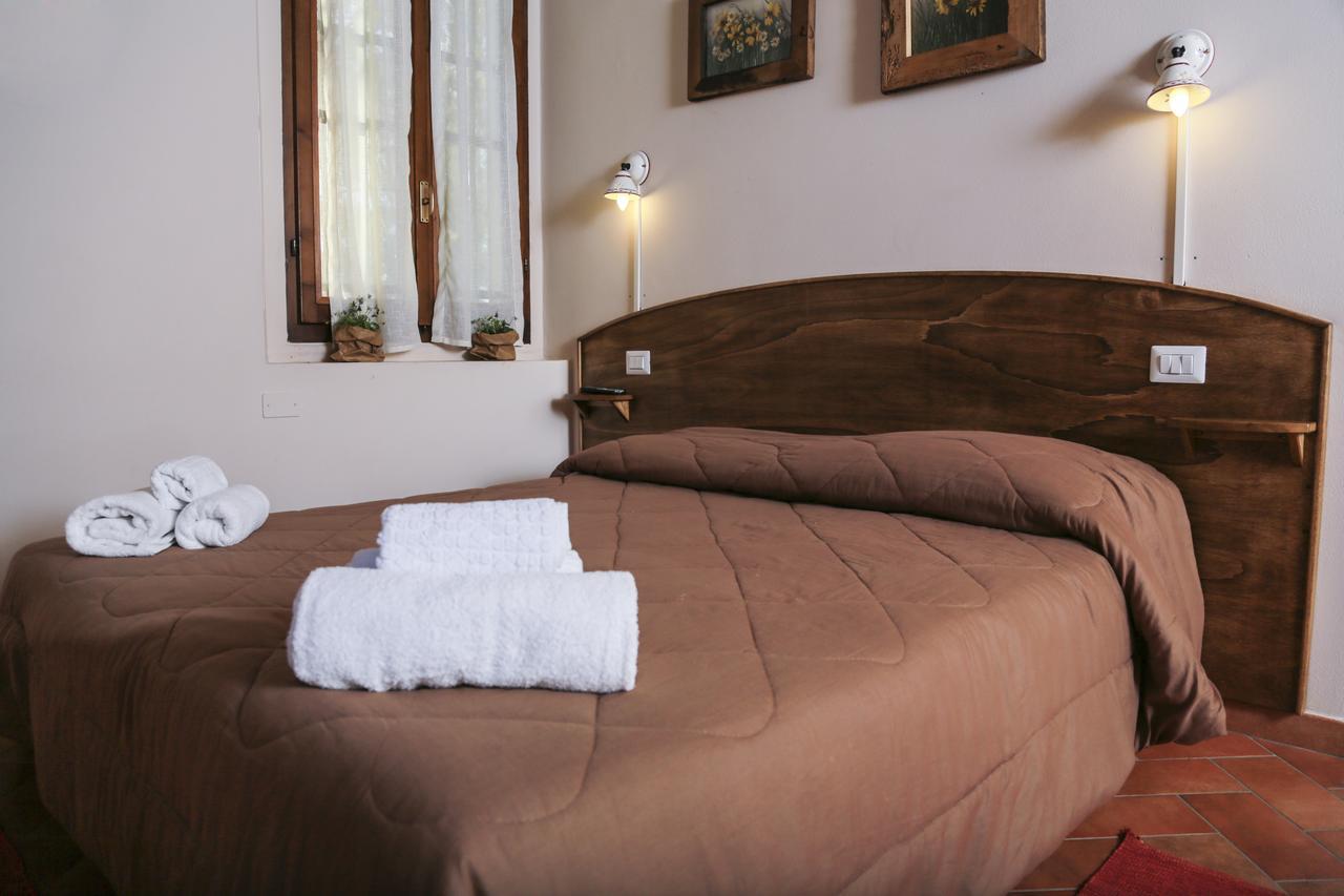OzzeroAgriturismo Cascina Selva住宿加早餐旅馆 外观 照片